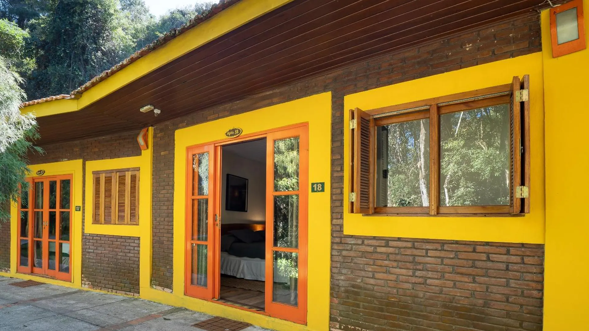 ***  Surya-Pan Hotel Refugio Бразилия