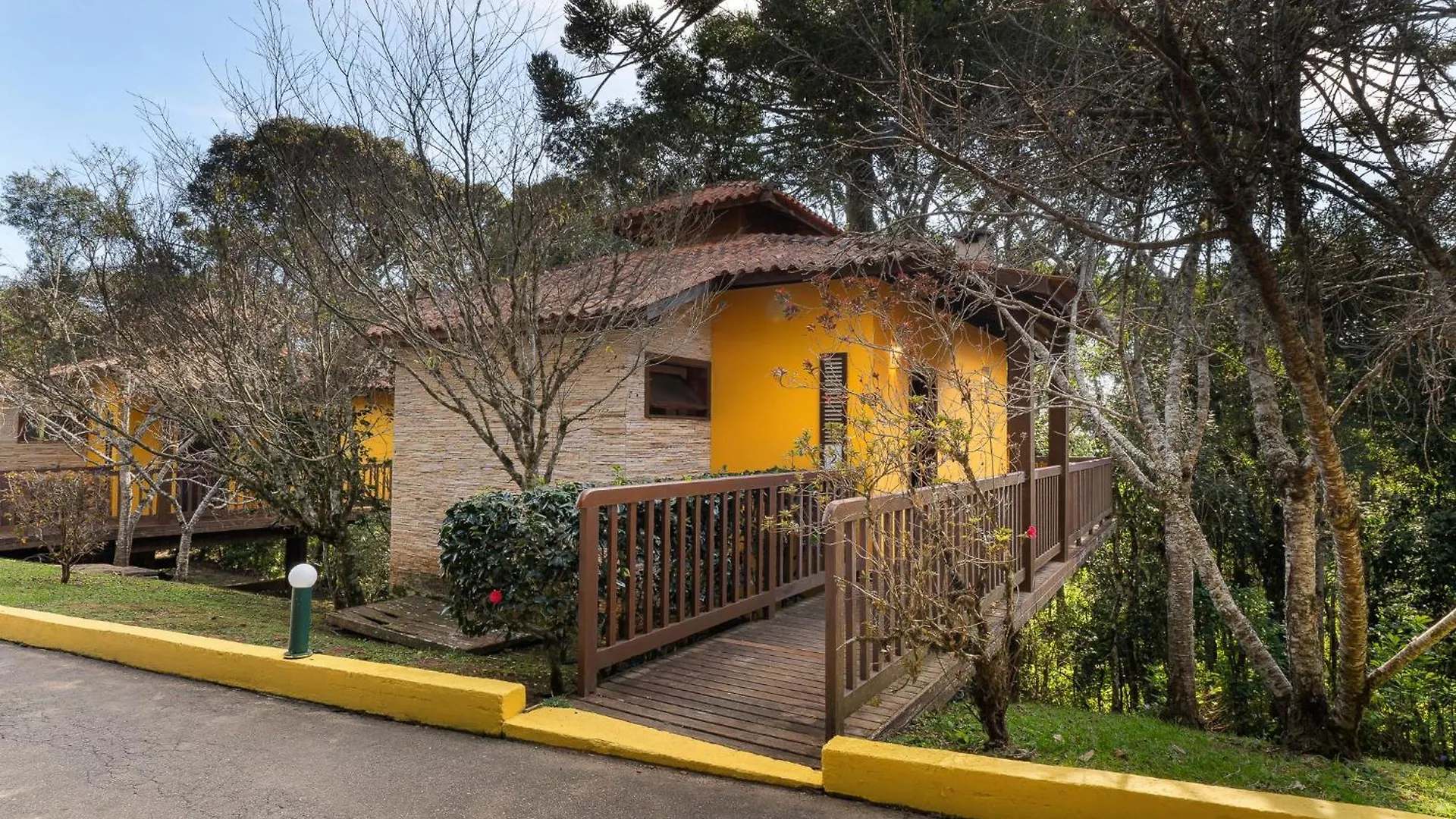 Surya-Pan Hotel Refugio 3*, Кампус-ду-Жордау